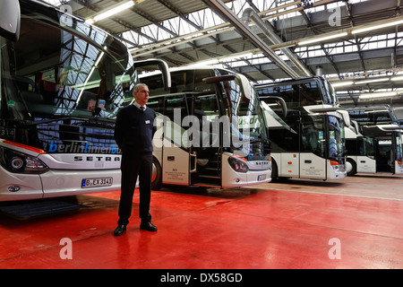 Berlin, Deutschland, Fern-Busse für Rollstuhlfahrer Stockfoto