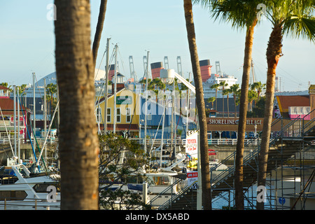 Shoreline Village und die Königin, Long Beach, Kalifornien. Stockfoto