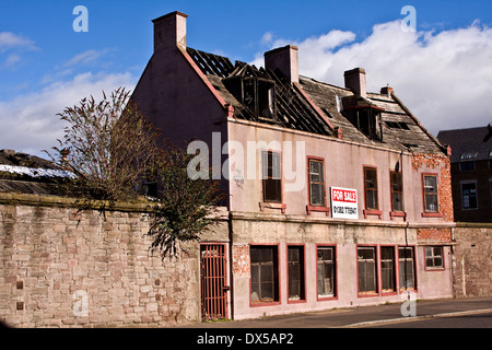 Verlassener Gebäude entlang der Brook Street einmal eine Leinen/Jute-Mühle und Teil der Königin Victoria Werke gebaut wurde um 1834 in Dundee, Großbritannien Stockfoto