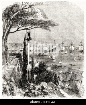 Türkische Flotte in der Bucht von Bujugdere während des Krimkrieges ca. 1854. Viktorianische Gravur. Stockfoto