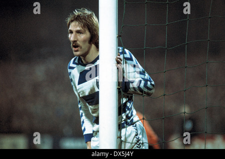 Fußball, DFB-Pokal 1975/1976, dritte Runde, Wedau Stadion, MSV Duisburg vs. Borussia Moenchengladbach 0:1, Szene des Spiels, Herbert Buessers (MSV) Stockfoto