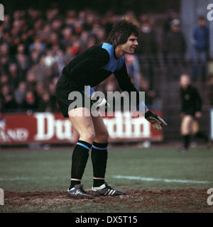 Fußball, DFB-Pokal 1976/1977, Viertelfinale, Grotenburg Stadion, FC Bayer 05 Uerdingen gegen Eintracht Frankfurt 6:3 N.V., Szene des Spiels, Keeper Heinz-Josef Koitka (Eintracht) Stockfoto