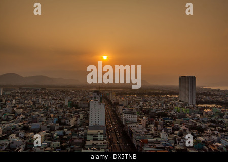 Sonnenuntergang in der Stadt Da Nang, Vietnam Stockfoto