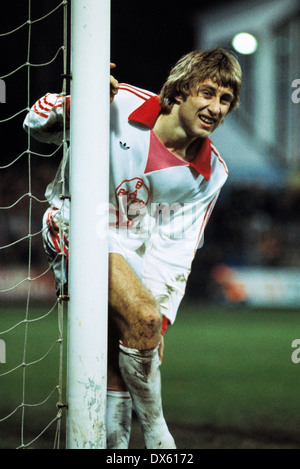 Fußball, 2. Bundesliga Nord, 1978/1979, Grotenburg Stadion, Bayer 05 Uerdingen gegen Bayer 04 Leverkusen 0:0, Szene des Spiels, Peter Klimke (Leverkusen) Stockfoto