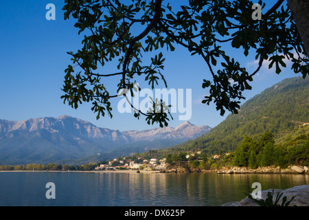 Schönen guten Morgen in die Bucht von Skala Potamia auf der Insel Thassos, Griechenland. Stockfoto