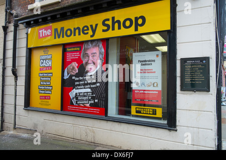 Außenansicht des "The Money Shop" in Shrewsbury, Shropshire, England. Stockfoto