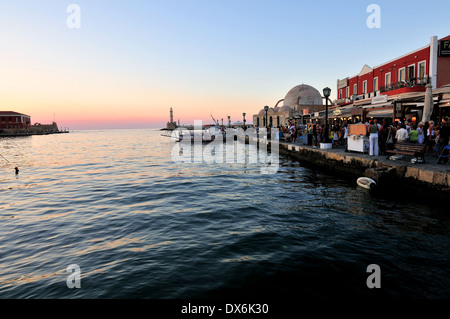 Blick auf den alten Hafen, Chania, Kreta, Griechenland Stockfoto