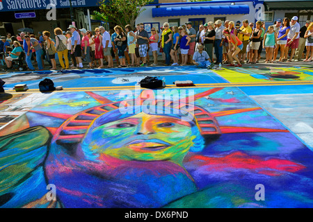 Sarasota Chalk Festival Freiheitsstatue Liberty historischen Burns Square Florida Legacy of Valor uns Stockfoto