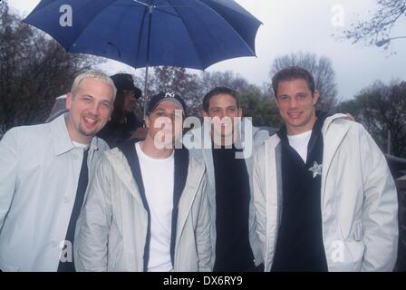 98 GRAD. 73. jährlichen Macy's Thanksgiving Day Parade in New York 1999.k17325Hmc. (Kredit-Bild: © Henry Mcgee/Globe Photos/ZUMAPRESS.com) Stockfoto