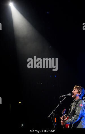 Assago Mailand Italien. 18. März 2014. Der englische Singer-Songwriter JAMES BLUNT live im Mediolanum Forum während der "Moon Landing Tour Erinnerungen 2014" Credit führt: Rodolfo weitertransferiert/Alamy Live News Stockfoto