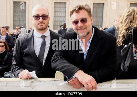 Vatikan, Rom, Italien. 19. März 2014. Rom Vatikan St. Peter's Square Russell Crowe und Regisseur Darren Aronofsky bei der Generalaudienz des Papstes Francis, 19. März 2014 Credit: wirklich Easy Star/Alamy Live News Stockfoto