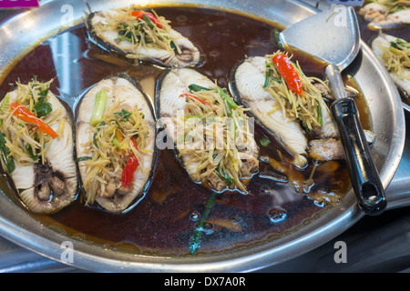 Imbissstände am oder Tor Kor Markt Chatuchak Bangkok Stockfoto