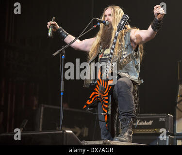 16. März 2014 - Milwaukee, Wisconsin, USA - Gitarrist ZAKK WYLDE von Black Label Society tritt während der Erfahrung Hendrix-Konzert am Riverside Theater in Milwaukee, Wisconsin (Credit-Bild: © Daniel DeSlover/ZUMAPRESS.com) Stockfoto