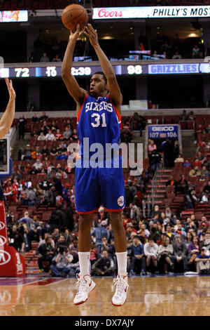 Philadelphia, Pennsylvania, USA. 15. März 2014. Philadelphia 76ers bewachen Hollis Thompson (31) in Aktion während der NBA-Spiel zwischen den Memphis Grizzlies und die Philadelphia 76ers im Wells Fargo Center in Philadelphia, Pennsylvania. Christopher Szagola/Cal Sport Media/Alamy Live-Nachrichten Stockfoto