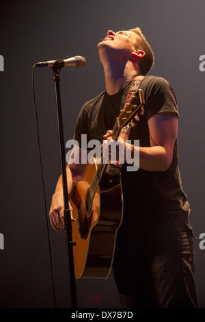 Milwaukee, Wisconsin, USA. 16. März 2014. Musiker JONNY LANG tritt während der Erfahrung Hendrix-Konzert am Riverside Theater in Milwaukee, Wisconsin © Daniel DeSlover/ZUMAPRESS.com/Alamy Live-Nachrichten Stockfoto