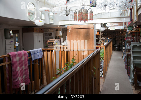 Northcote Straße Antiquitäten Marktstände auf Northcote Road in Wandsworth SW11 - London-UK Stockfoto