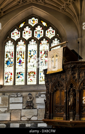 Die Abbey Church of Saint Peter and Saint Paul, Bath, Bath Abbey, umgangsprachlich ist eine anglikanische Kirche und ein ehemaliges Stockfoto