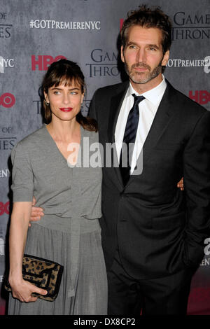 Amanda Peet und David Benioff Teilnahme an der "Game Of Thrones" Staffel 4 premiere auf der Avery Fisher Hall, Lincoln Center am 18. März 2014 in New York City Stockfoto