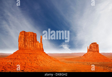 Die einzigartige Landschaft des Monument Valley, Utah, USA. Stockfoto