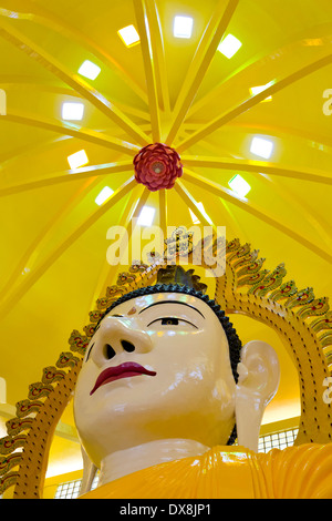 Statue in der Kuil Gaya Sakya Muni Tempel in Singapur Stockfoto