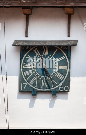 Süd Süd Indien Kerala Cochin Kochi Jude Stadt Mattancherry Paradesi Synagoge Uhrturm römischen lateinischen Schrift Gesicht Zifferblattseite Stockfoto