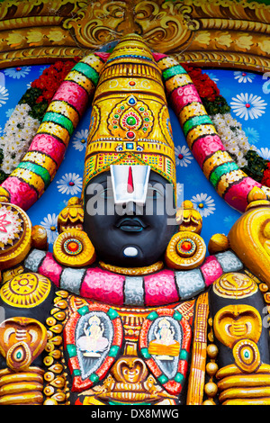 Skulpturen im Sri Srinivasa Perumal Tempel in Singapur Stockfoto