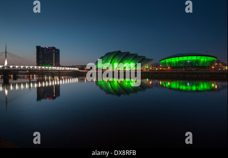 Crowne Plaza Hotel, SSE Hydro Arena und Clyde Auditorium an den Ufern des Flusses Clyde, Glasgow. Stockfoto