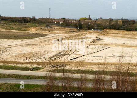 Ebbsfleet Valley Kent, Großbritannien. Teil der geplanten neuen Garden City. Castle Hill, mit Blick auf Swanscombe. 2014 2010S GB HOMER SYKES Stockfoto