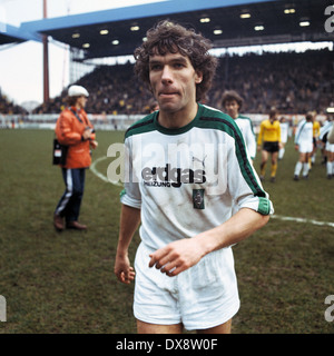 Fußball, Bundesliga, 1978/1979, Westfalenstadion, Borussia Dortmund vs. Borussia Mönchengladbach 1:1, Ende des Spiels, verlassen, Frank Schaeffer (MG) Stockfoto