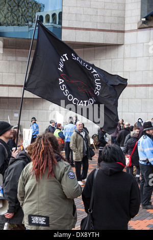 Dachs Cull Demonstranten außerhalb der National Farmers Union Hauptversammlung im ICC, 21. Februar 2014, Birmingham, England, UK Stockfoto