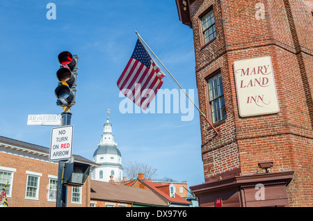 Das Maryland-Inn und das State House in Annapolis, Maryland Stockfoto