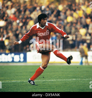 Fußball, Bundesliga, 1979/1980, Wedau Stadion, MSV Duisburg im Vergleich zu 1. FC Köln 0:2, Szene des Spiels, Yasuhiko Okudera (FC) Stockfoto