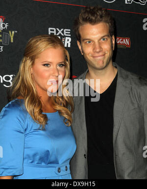 Amy Schumer, Anthony Jeselnik 3. jährlichen Vielfalt macht der Comedy Awards im Avalon Hollywood - Ankünfte Los Angeles, Kalifornien - 17.11.12 mit: Amy Schumer, Anthony Jeselnik Where: Hollywood, Kalifornien, Vereinigte Staaten, wann: 17. November 2012 Stockfoto