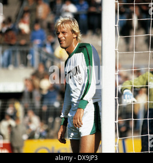 Fußball, Bundesliga, 1980/1981, Stadion bin Boekelberg, Borussia Moenchengladbach gegen Hamburger SV 2:2, Szene des Spiels, Hans-Günter Bruns (MG) Stockfoto