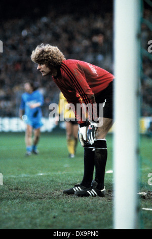 Fußball, Bundesliga, 1980/1981, Ruhrstadion, VfL Bochum vs. Borussia Dortmund 0:2, Szene des Spiels, Torhüter Eike Immel (BVB) Stockfoto