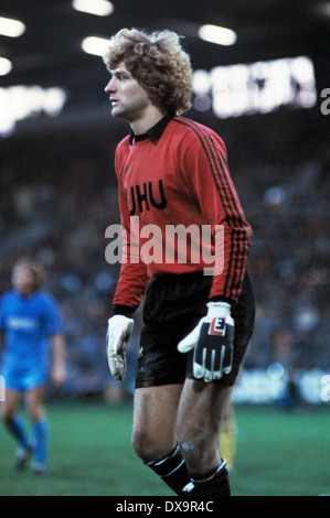 Fußball, Bundesliga, 1980/1981, Ruhrstadion, VfL Bochum vs. Borussia Dortmund 0:2, Szene des Spiels, Torhüter Eike Immel (BVB) Stockfoto
