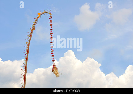 Penjor Dekoration für balinesische fest Galungan. Bali, Indonesien Stockfoto