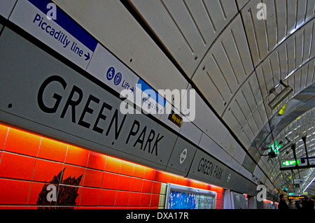 Green Park U-Bahn Station Jubilee Line Plattform, City of Westminster, London, England, Vereinigtes Königreich Stockfoto