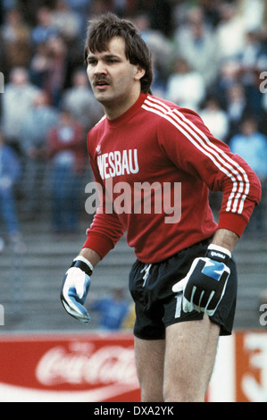 Fußball, 2. Bundesliga, 1982/1983, Wedau Stadion, MSV Duisburg vs. SV Waldhof Mannheim 3:3, Szene des Spiels, Torwart Uwe Zimmermann (SVW) Stockfoto