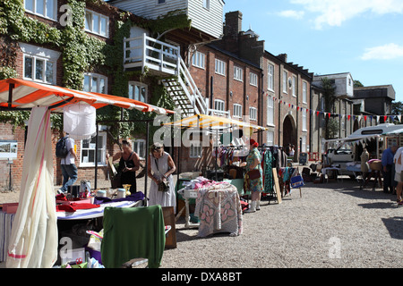 Großen britischen Vintage-Markt bei Snape Maltings, Suffolk Stockfoto