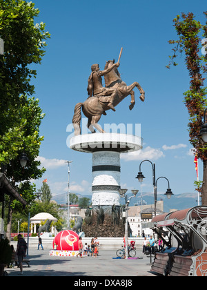 "Krieger auf einem Pferd" Statue von Alexander das große von Macedon - Teil des Skopje 2014 in Skopje, Mazedonien Projekt Stockfoto