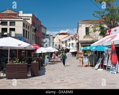 Geschäfte in Carsija, türkische Altstadt von Skopje, der Hauptstadt von Mazedonien. Stockfoto