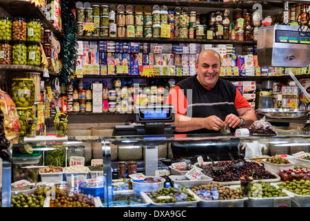 Hersteller am Markt La Boqueria auf der Rambla, Barcelona, Spanien Stockfoto