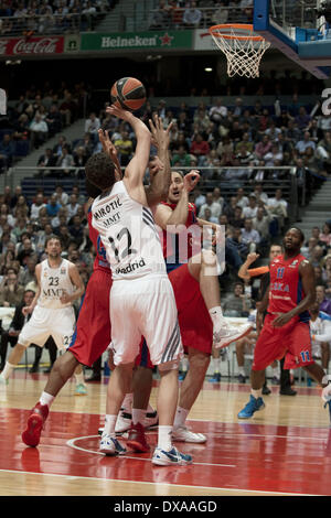 Madrid, Spanien. 20. März 2014. Spieler in Real Madrid Basketball Euroleague TOP 16-Partie zwischen Real Madrid und ZSKA Moskau spielte im Palacio de Deportes in Madrid, Spanien, 20 März 2014.Photo: Oscar Gonzalez/NurPhoto © Oscar Gonzalez/NurPhoto/ZUMAPRESS.com/Alamy Live-Nachrichten Stockfoto