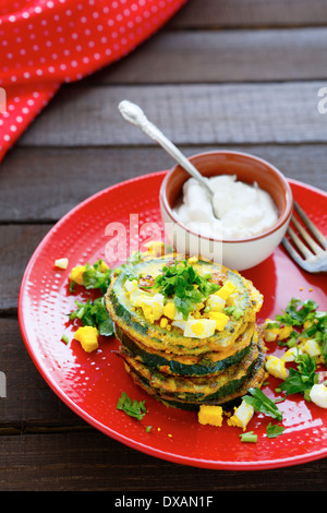 Gebratene Zucchini, Essen Nahaufnahme Stockfoto