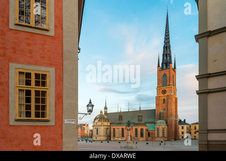Riddarholm Kirche ("Riddarholmskyrkan") und den quadratischen Birger Jarls Torg, auf der kleinen Insel Riddarholmen, Stockholm, Schweden Stockfoto