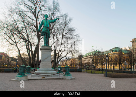 Statue von Charles XII (1868), Karl XII Torg Kungsträdgården ('King's Garden'), einem Park im Zentrum von Stockholm, Schweden. Stockfoto