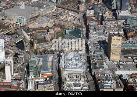 eine Luftaufnahme der Innenstadt von Manchester & Kathedrale; Von links nach rechts: nachschlagen Deansgate, Exchange St & Corporation St Stockfoto