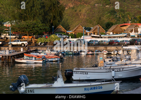 Hafen von Saint Leu. Die Insel Réunion ist Teil der Inselgruppe der Maskarenen, zusammen mit der Insel Mauritius Stockfoto