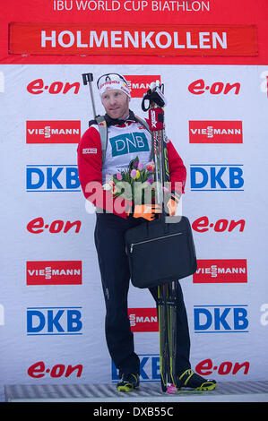 Oslo, Norwegen. 22. März 2014.  E.ON World Cup Biathlon 2014 Carl Johan Bergman Schweden Sieger bei den Männern 12,5 km Verfolgung während der Biathlon-WM am Holmenkollen in Oslo, Norwegen. Bildnachweis: Action Plus Sport Bilder/Alamy Live News Stockfoto